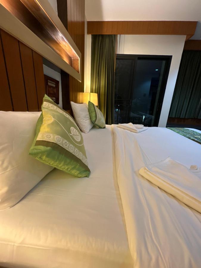 The Prisha Inn Patong Екстериор снимка