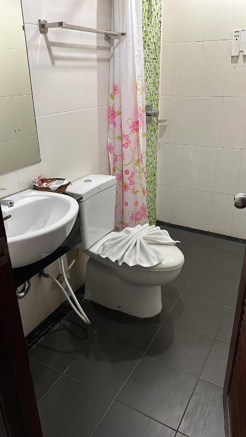 The Prisha Inn Patong Екстериор снимка