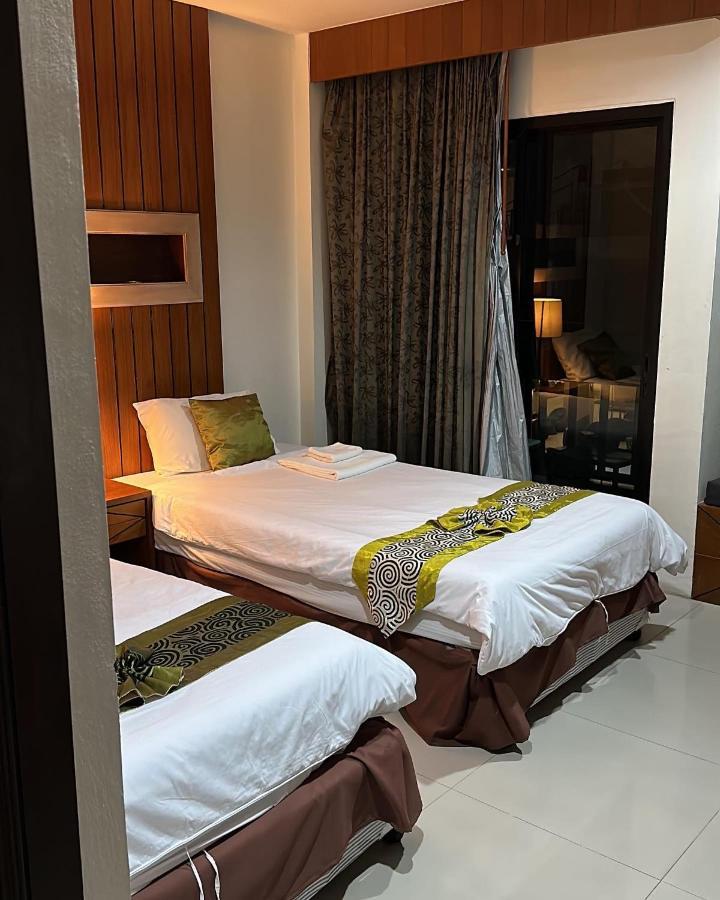The Prisha Inn Patong Екстериор снимка